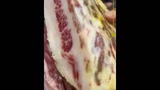 Papada adobada curada - JAMONES BL&Aacute;ZQUEZ