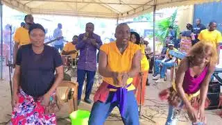 Laissons le mauvais cœur mais plutôt soutetons juste l’art du pays 🇨🇬✌️🫡 GGI toujours en forme