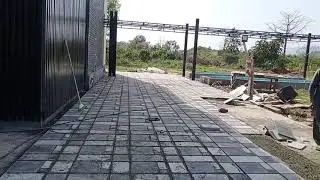 Concrete Random Tiles