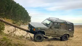 4WD in DEEP WATER! Waipara River Run in V8 DISCOVERY and a SUZUKI VITARA!!!
