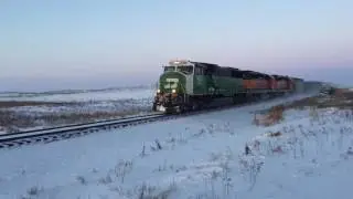 BNSF 1462 Leads the Aberdeen Local Around the Horseshoe near Andover, SD at Sunset