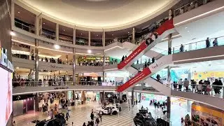 Top 15 Biggest Malls in America (2022)