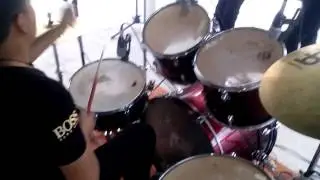 Irvin Torres, baterista de Los Typpos.