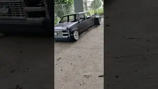 ITS ALIVEE 1/10 Chevy Crew cab long bed dually #shorts #rc #custom #chevy #subscribe #rctruck