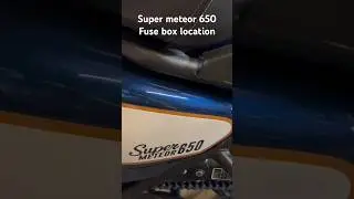 Royal Enfield super meteor 650 - fuse box