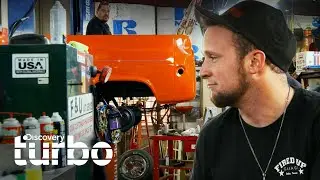 Only 3 days to finish Hot-Rod and new tank doesn't fit | Misfit Garage | Discovery Turbo