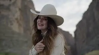 Behind the Scenes with Jenna Paulette's photoshoot | COWGIRL