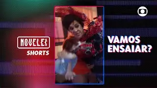 Cl&aacute;udia Raia tenta ensaiar musical com elenco | Torre De Babel | Novelei | TV Globo #shorts