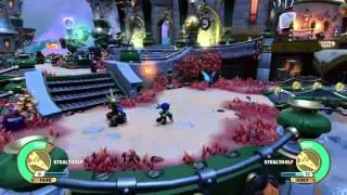 Skylanders&reg; SuperChargers: Stealth Elf and Super Shot Stealth Elf comparison