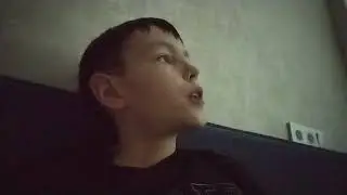 Показываю качество проектора ночью