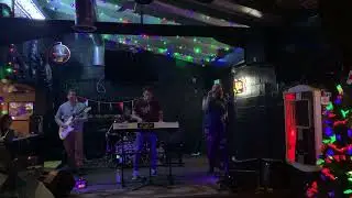 I Remember - LIVE at Frogees Bar