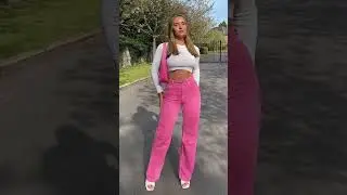 Outfit inspiration wearing pink #shorts #style #viral #outfit #outfitinspiration #outfit2023