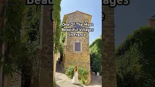 is this the most beautiful village in Provence?! 🇫🇷 #francetravel #provence #southoffrance