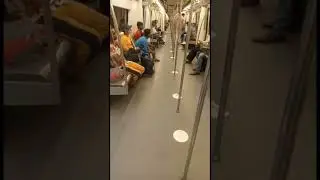 Delhi metro scene