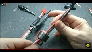 EP 340 - Filtro de ferrite toroidal para diminuir a QRN (não é 100% eficaz mas ajuda).