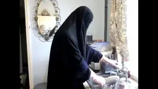 Niqab Veiled Life Style  Dishwashing Rubber Glove Sounds