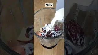 Apple Almond Smoothie - A Perfect Ramadan Drink 🌙✨ #youtubeshorts #ramadaneats #tasty  #recipe #food