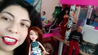 Mi colecci&oacute;n de Barbies parte1🩷💕🌷 #limaperu #barbie #barbieoutfits #barbie90s