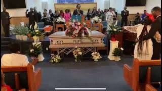 * MUST SEE * Massive Funeral Praise Break
