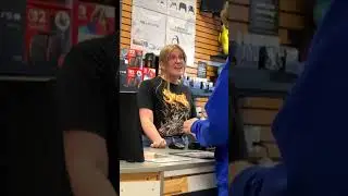Купите только чехол от GameStop