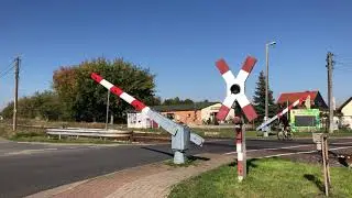 Bahnübergang Baalberge //Railroad crossing// Spoorwegovergang