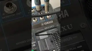 YAMAHA MG12XU (12 CHANNEL MIXER)