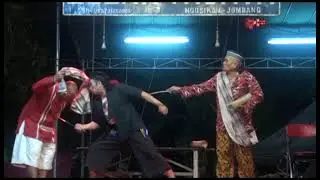 4.3. Lawak Ludruk Budhi Wijaya acara tasyakuran dan Aqiqoh di kediaman Bpk Heri/Ibu Idawati