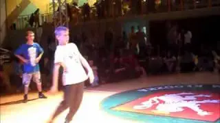 sweeping Crow Vs  Kids Team