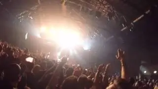 RUGGINE E OSSA (feat Julia Lenti) - LIVE - Gue Pequeno  VERO TOUR @ALCATRAZ 2016