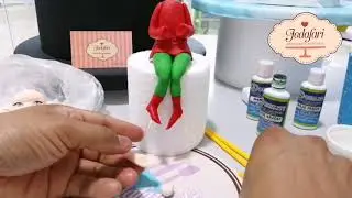 Modelado en az&uacute;car - duende navide&ntilde;o
