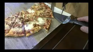 02 ANANAS KUULUU PIZZAAN PIZZABUFFA LAHTI LAUNE JA MUUTA TALOJA PALANUT OSTARI
