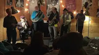 Webfoot Brass Band - Joe Avery's Blues