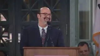 Edgar Kley Filho accepts the Suzanne L. Richardson Staff Appreciation Award