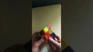 Rubik&rsquo;s Cube On Beat (world&rsquo;s smallest violin)