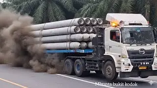 Trailer Paku Bumi  jumping dan Berguncang Kepalanya  ||  Sopir Baik Hati Tolak imbalan