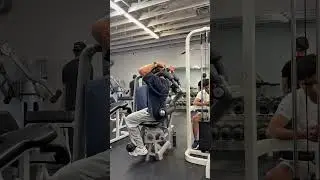 #bodybuilding #gym #fyp #motivation #fitness #gymcore #shredz #ethanoversonliftz #shorts #foryoupage