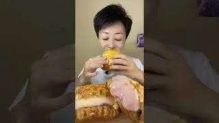 |ASMR| MUKBANG MEATFLOSS BREAD