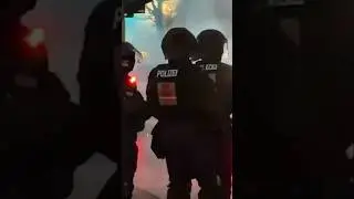 Płonące miasta i gwałty. Tak wyglądał Sylwester na Zachodzie. Migranci atakują służby