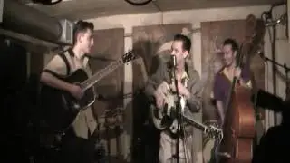 Hot Dozzer - Cold Coat (live)