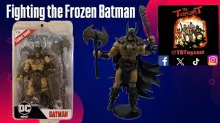 Распаковка набора McFarlane Toys DC Page Punchers Fighting The Frozen Batman