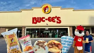 Is Buc-ee&rsquo;s REALLY The KING of Gas Station Food?! I Tried The Most Popular Foods 🤯