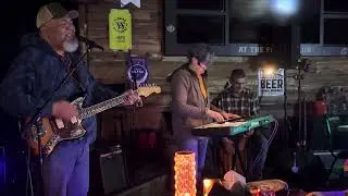 Donna & The Dudes Live @ The Cave Open Mic 2/24/2025 #2