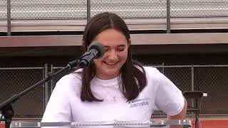 Madeline Sprinz speaks at the D20 Back-to-School Rally