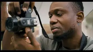 1000 Dreams Refugee storyteller Abdoulaye sharing their story