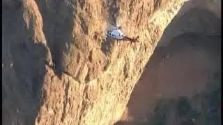 RAW: Crews rescue hikers after Camelback Mountain bee attack