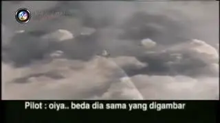 Adam air jatuh di laut majene 2007