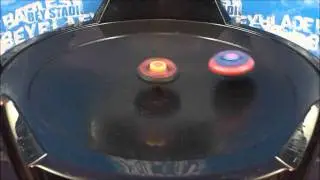Beyblade Battle BB-78A Rock Zurafa R145WB VS BB-131 Torch Gemios W105CS!
