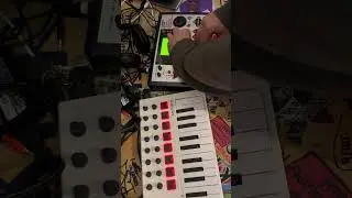 Beat making on Boss SP505 and turntables / KMR BND