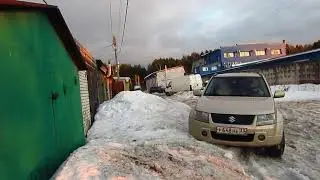 Февраль, а снег уже почти растаял.