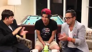 Sentados Aquí con Sebastián Villalobos